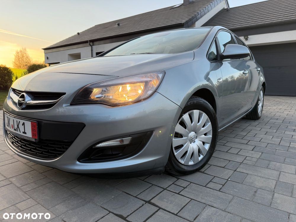 Opel Astra 1.6 Enjoy - 10