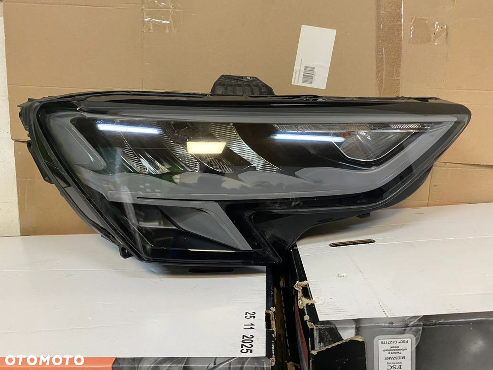 lampa audi a3 8Y full led prawa eu cała - 5