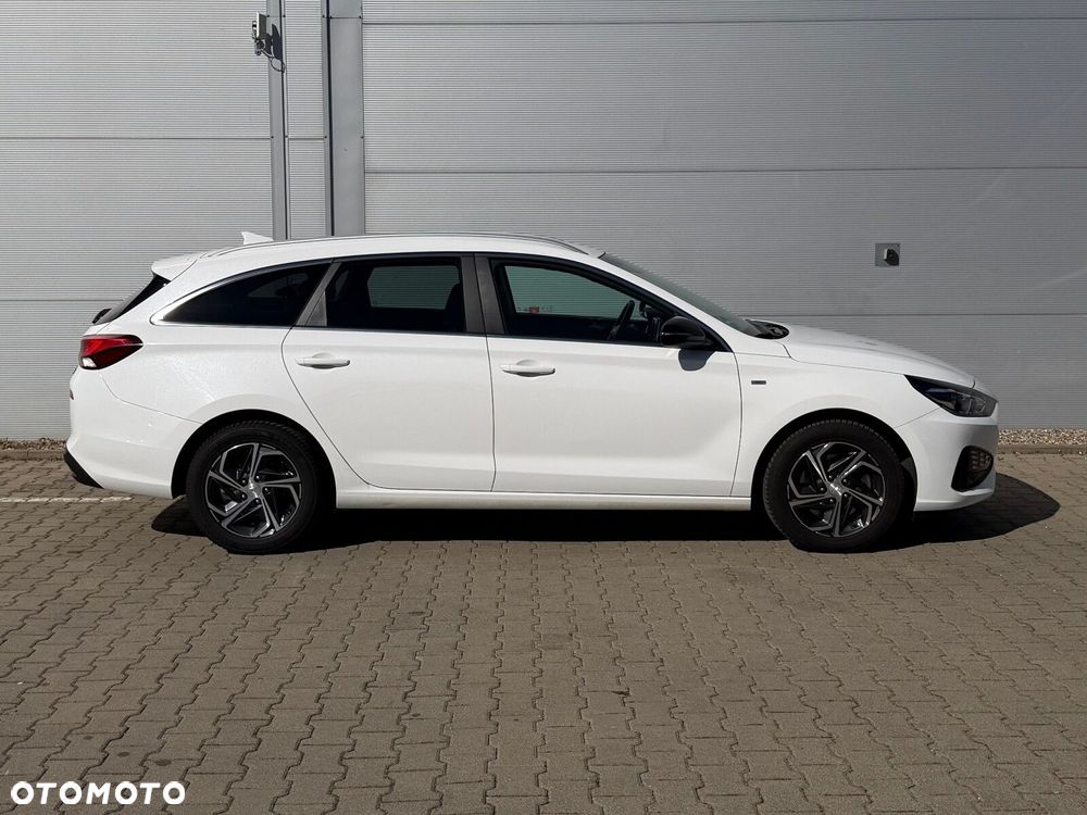 Hyundai i30 1.5 T-GDI 48V Smart - 6