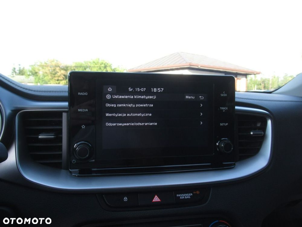 Kia XCeed 1.5 T-GDI M DCT - 25