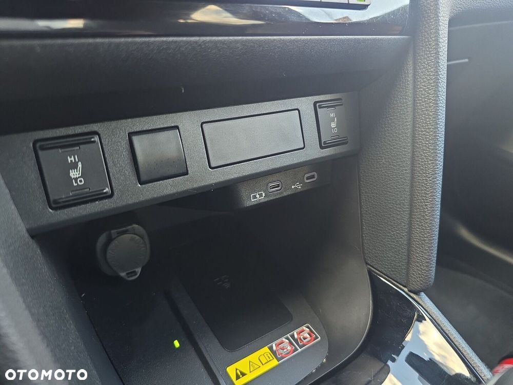 Toyota Yaris Cross Hybrid 1.5 Style - 24