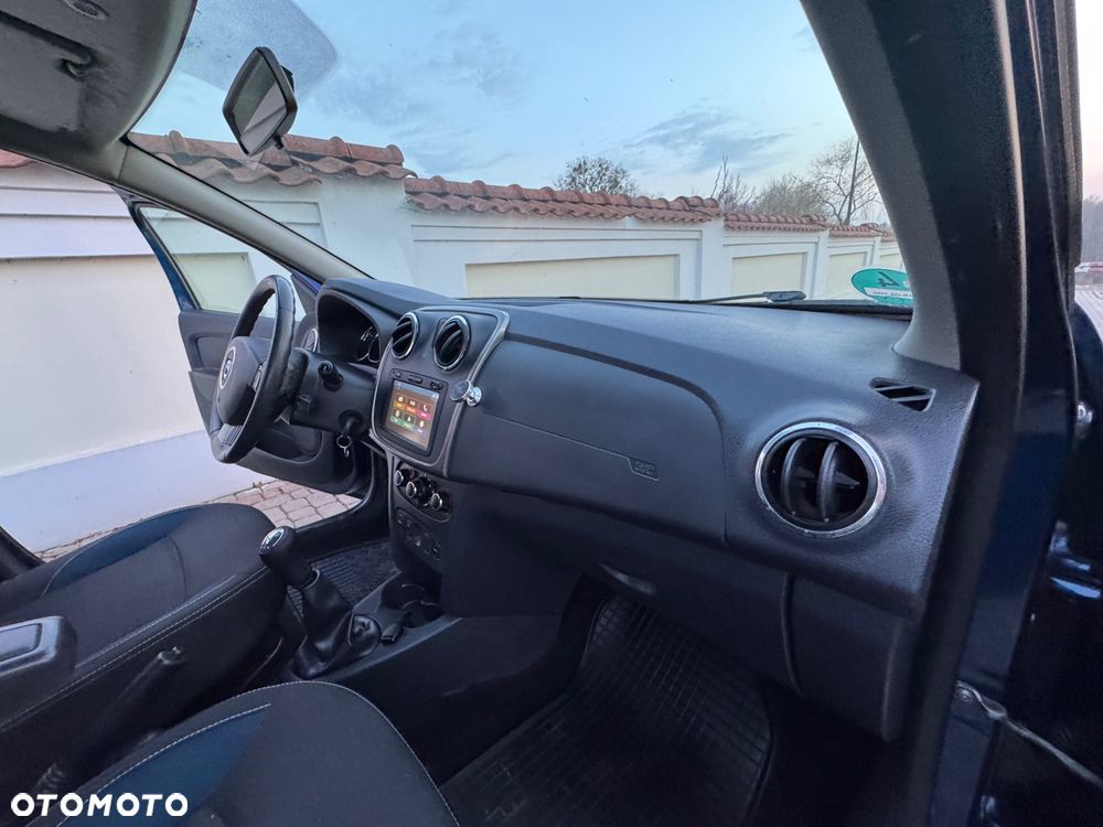 Dacia Sandero - 25