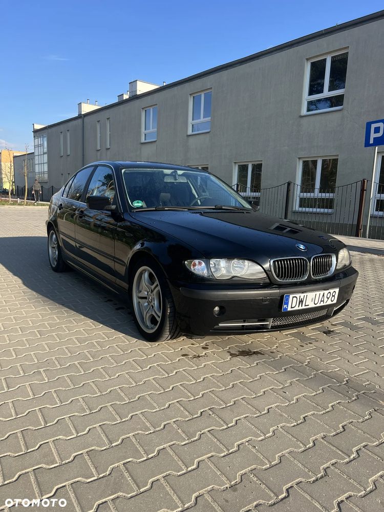 BMW Seria 3 330i - 1