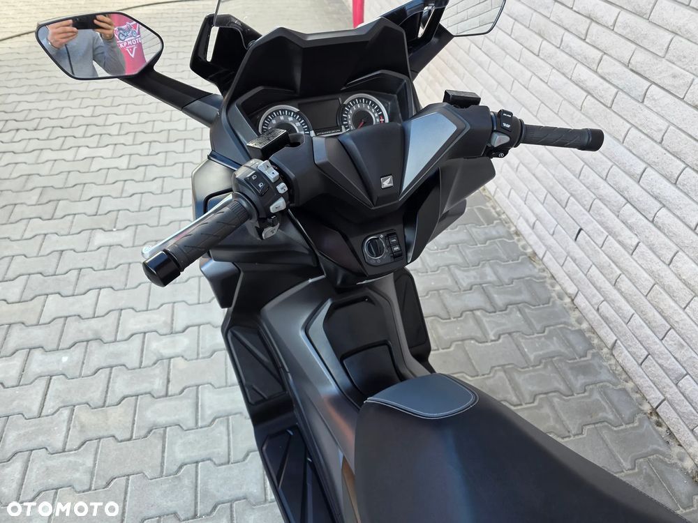 Honda NSS - 7