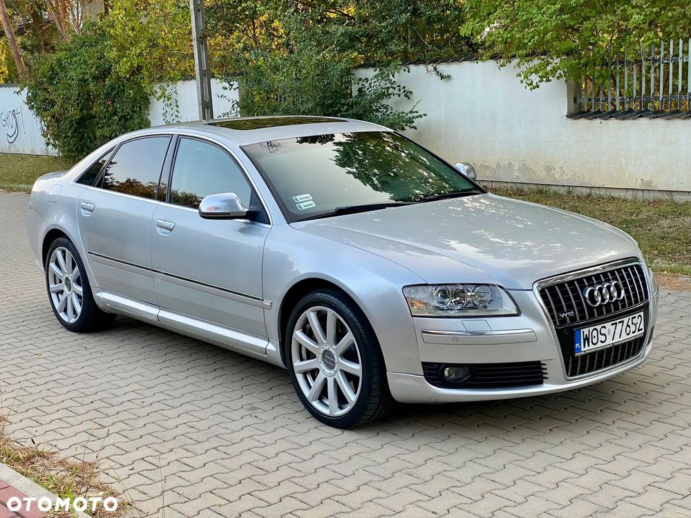 Audi A8 W12 quattro - 2