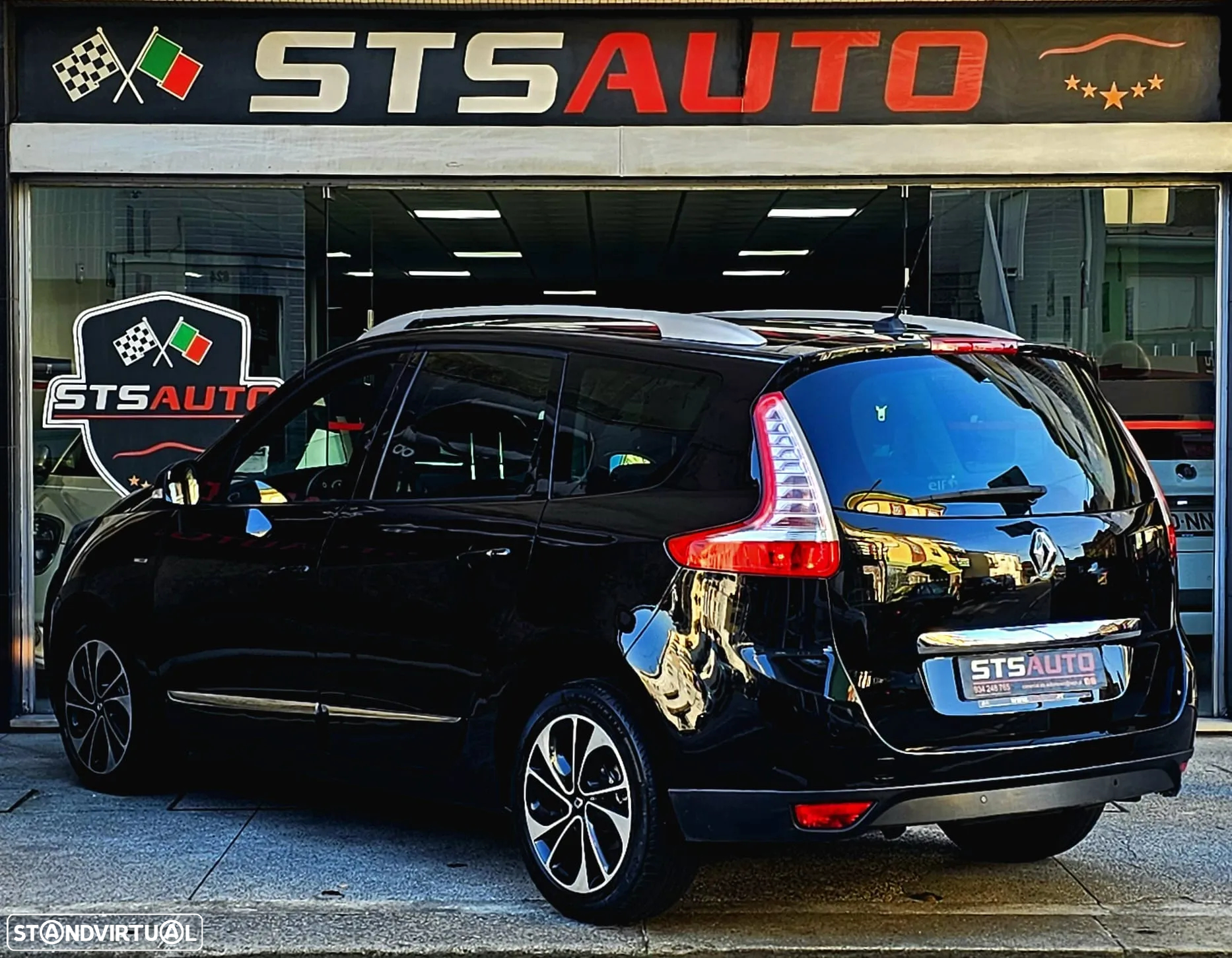 Renault Grand Scénic 1.6 dCi Bose Edition SS - 4