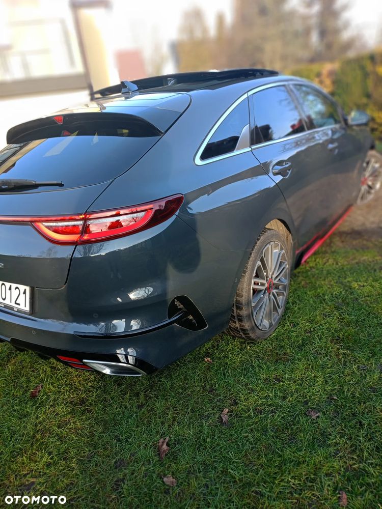 Kia ProCeed 1.6 T-GDI DCT7 OPF GT - 19
