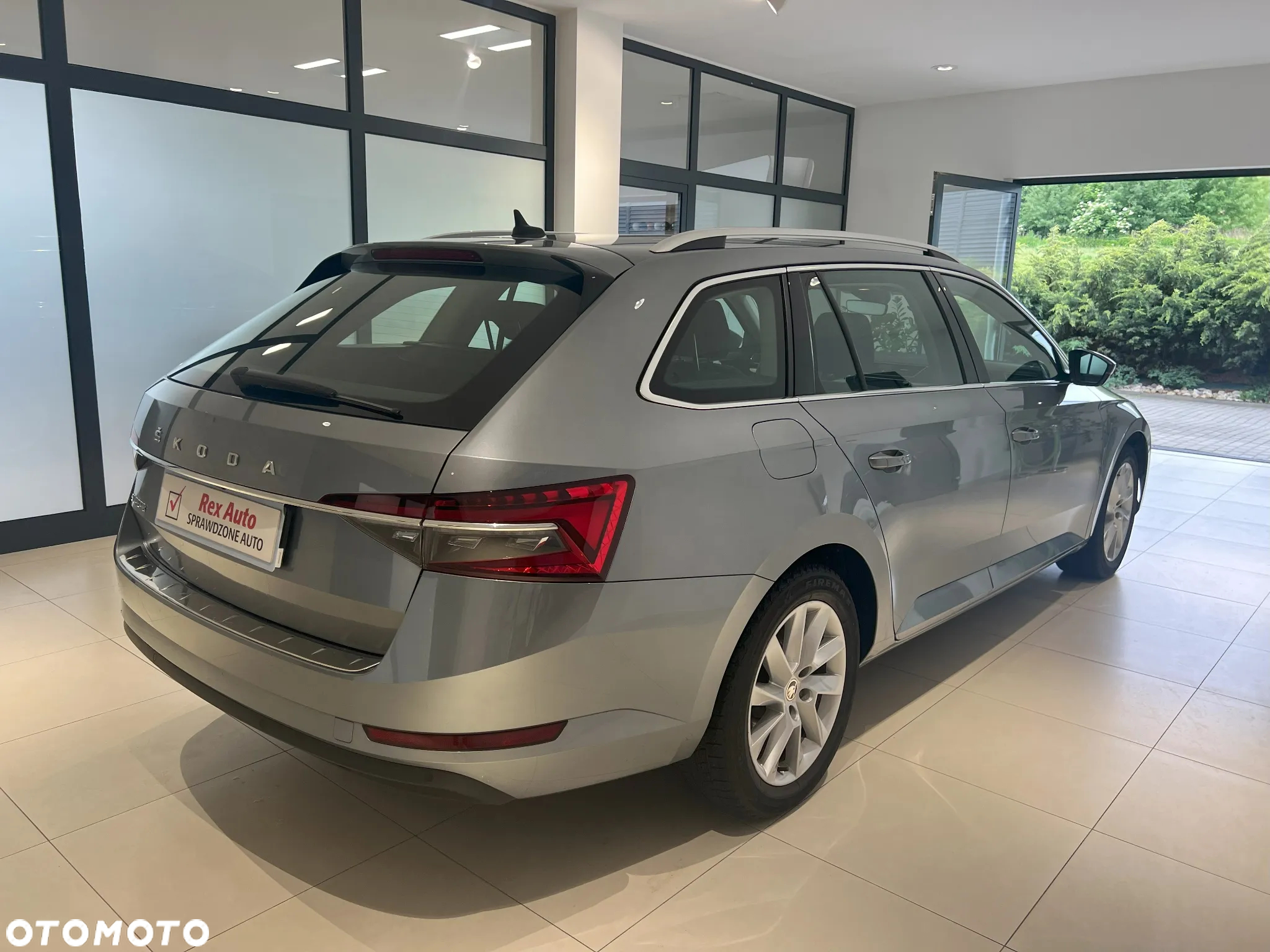 Skoda Superb 1.5 TSI Ambition DSG - 7