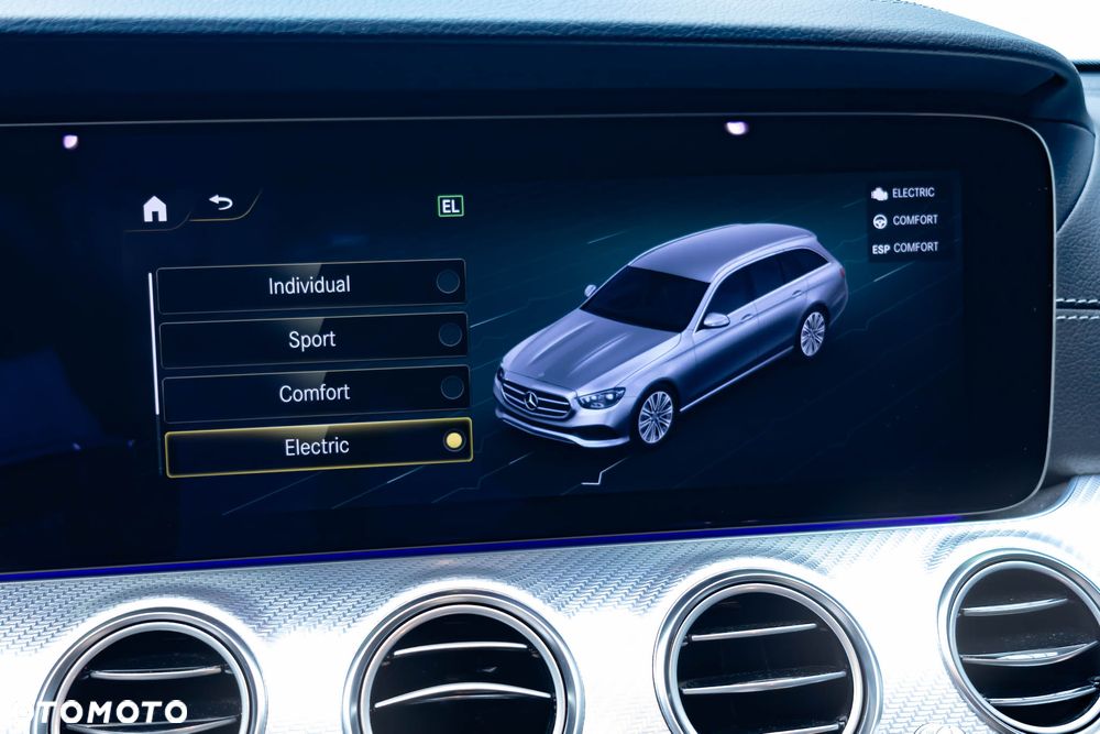 Mercedes-Benz Klasa E 300 de 4-Matic Avantgarde - 30