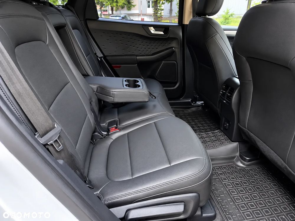 Ford Escape 2.0 EcoBoost AWD Titanium - 15