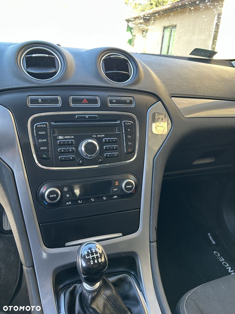 Ford Mondeo - 6
