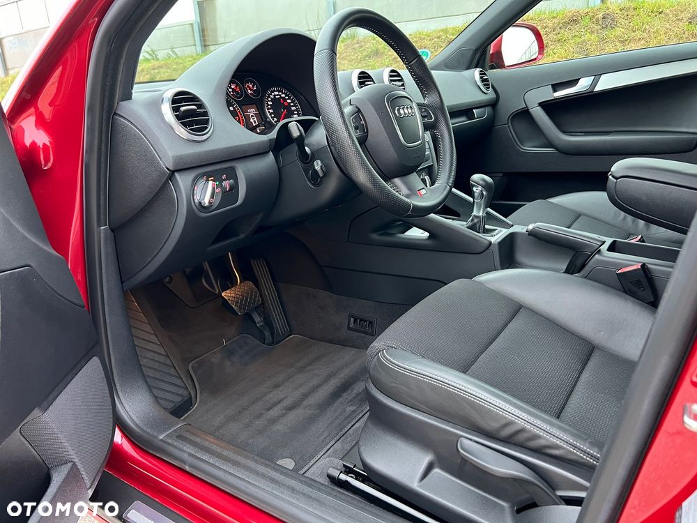 Audi A3 Sportback 2.0 TFSI S tronic S line Sportpaket (plus) - 12