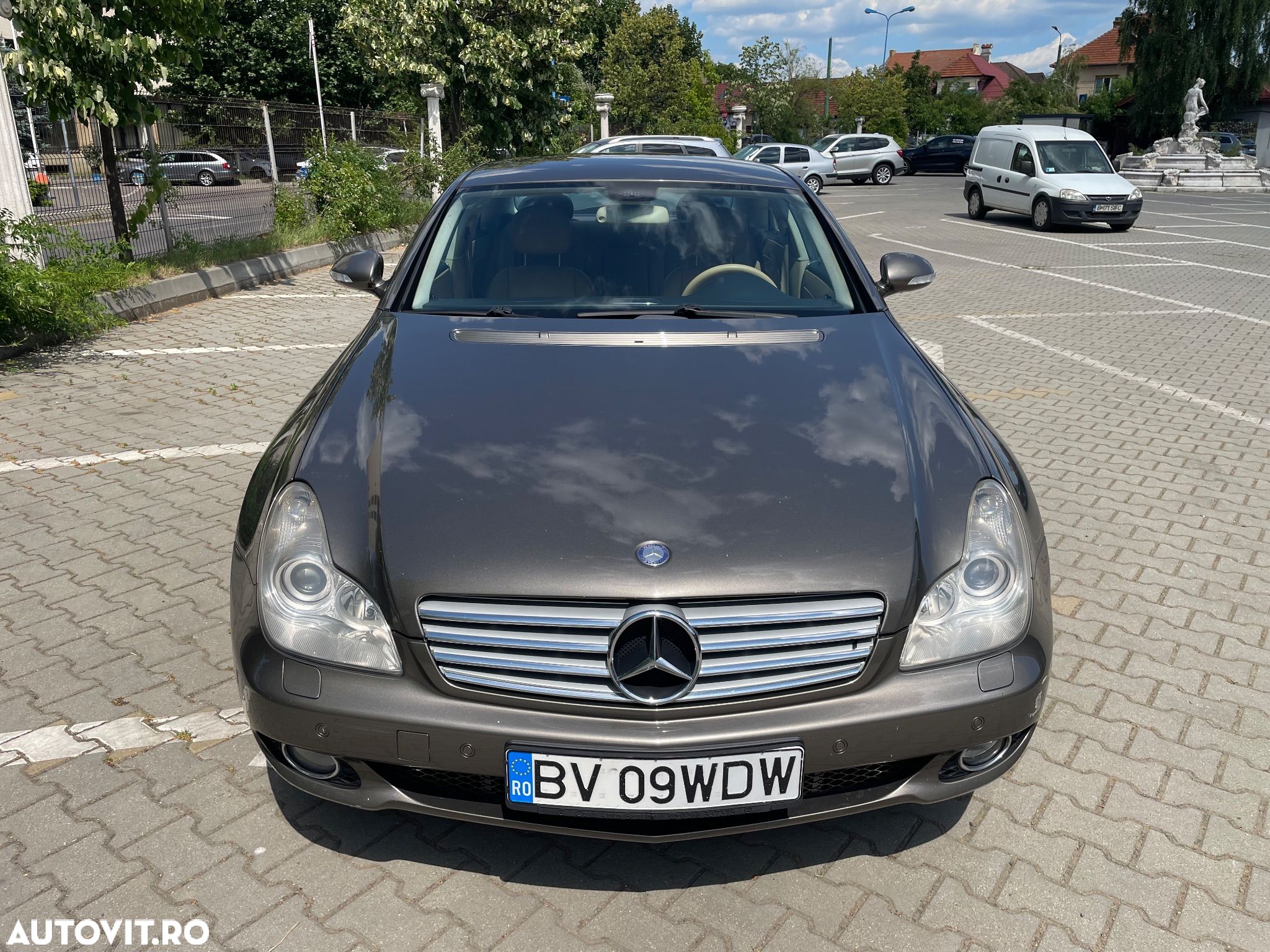 Mercedes-Benz CLS 500 Aut - 1