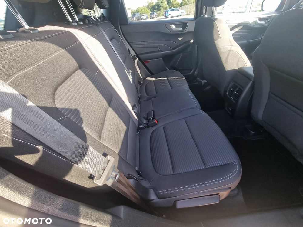 Ford Kuga 1.5 EcoBoost TITANIUM - 9