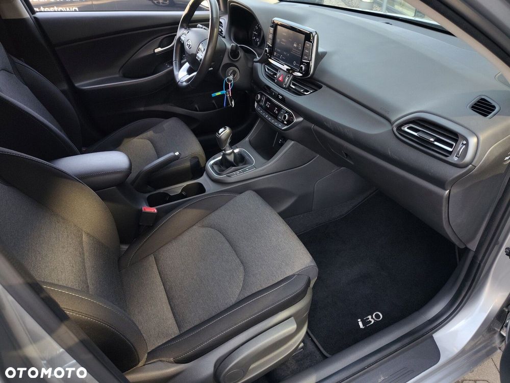 Hyundai i30 1.0 T-GDI Smart - 28
