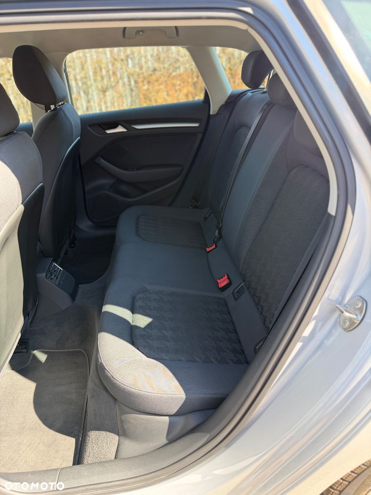 Audi A3 Sportback 1.4 TFSI Ambition - 19