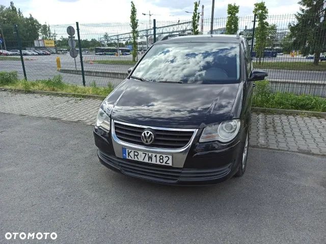 Volkswagen Touran 1.9 TDI DPF BlueMot Trendline - 2