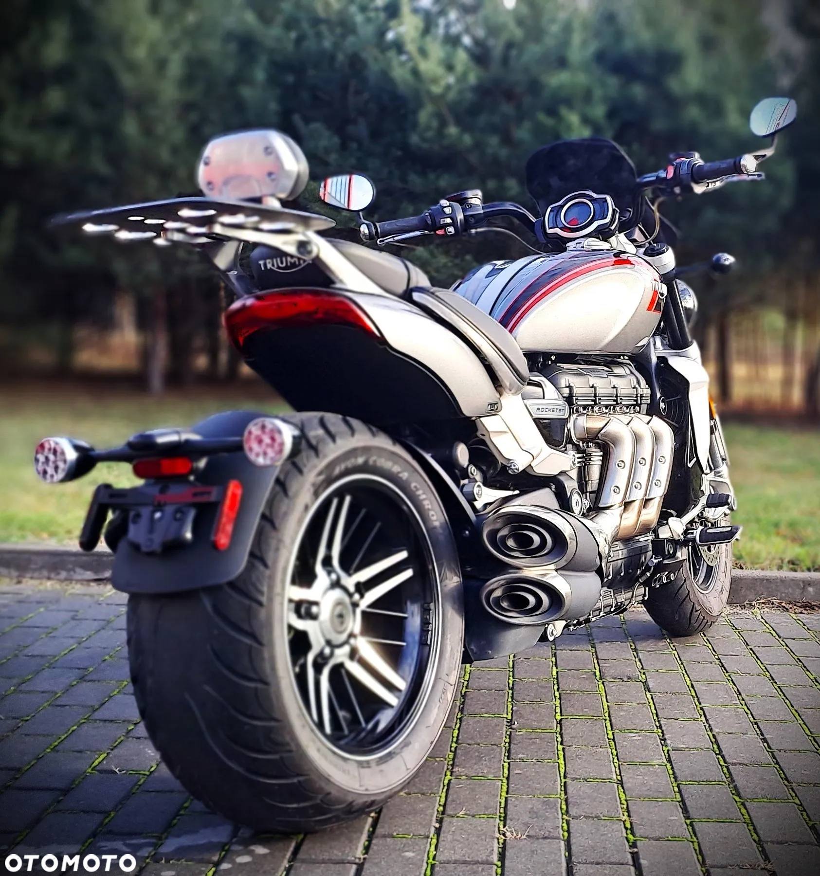 Triumph Rocket - 5
