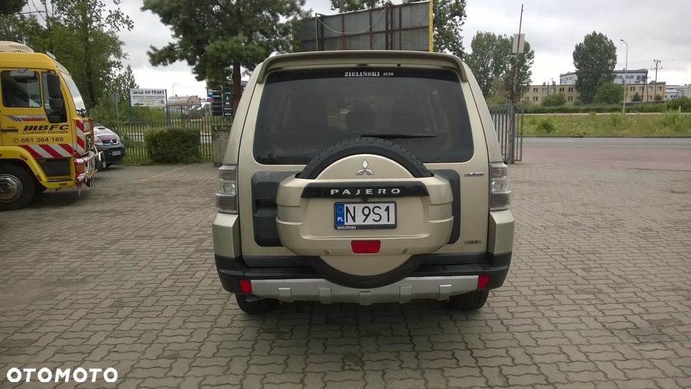 Mitsubishi Pajero 3.8 V6 Automatik Instyle - 5