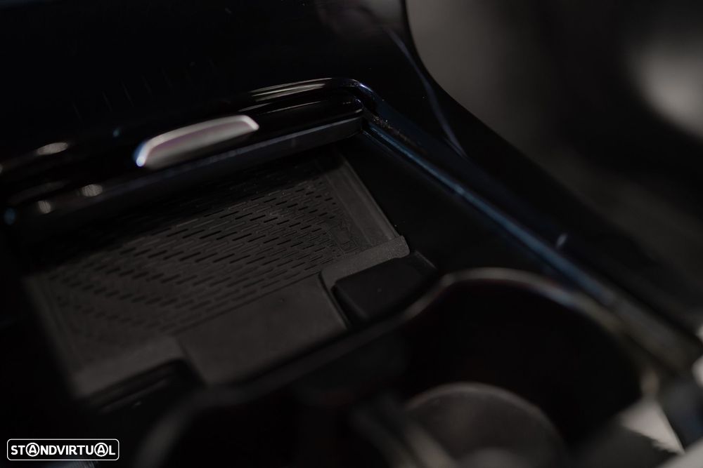 Mercedes-Benz A 250 e 8G-DCT AMG Line - 49