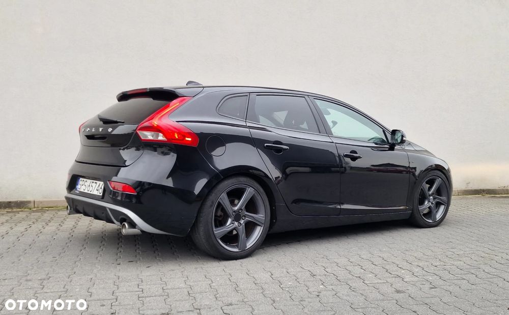 Volvo V40 D4 Drive-E R-Design Momentum - 5