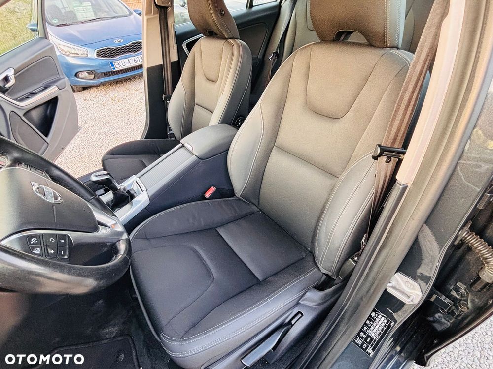 Volvo V60 D4 Drive-E Summum - 22