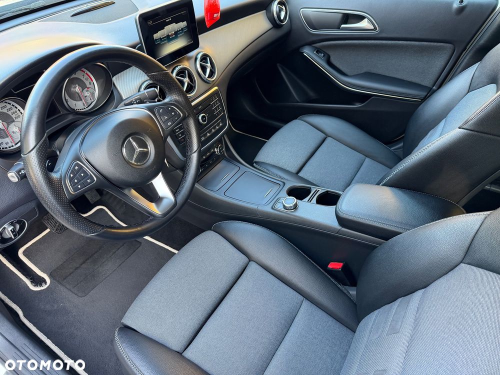 Mercedes-Benz Gla 2015 photo 5