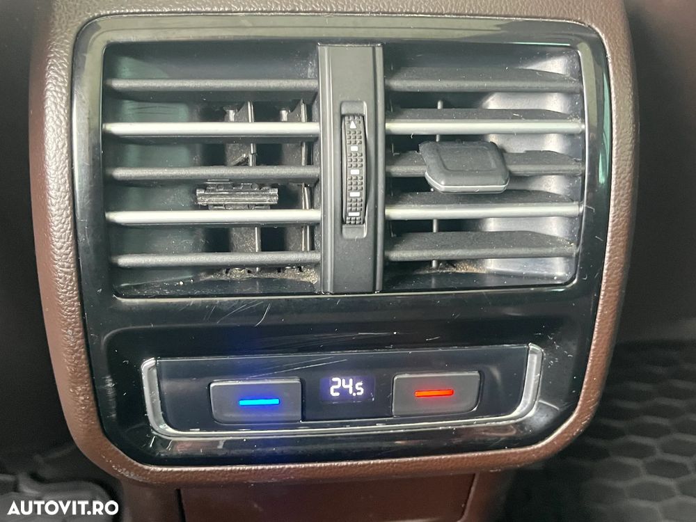 Volkswagen Passat Alltrack 2.0 TDI DSG 4Motion - 8