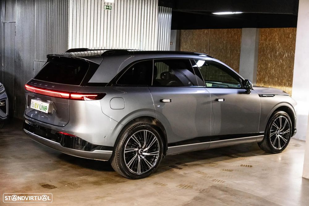 Xpeng G9 93.1 kWh Long Range+Premium Seat & Audio Pack - 9