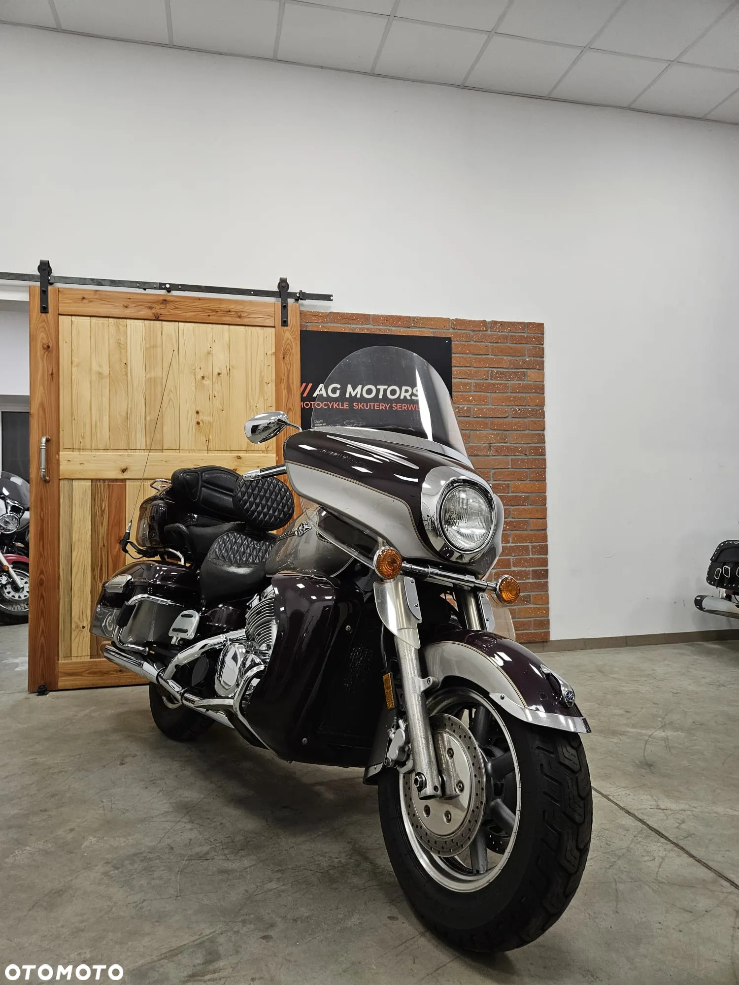 Yamaha XVZ - 27