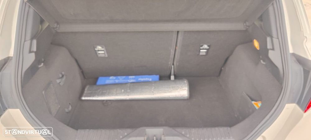 Ford Fiesta 1.0 EcoBoost ST-Line - 19