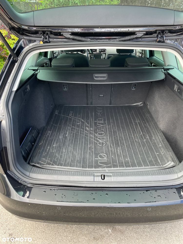Volkswagen Golf 1.2 TSI Highline DSG - 13