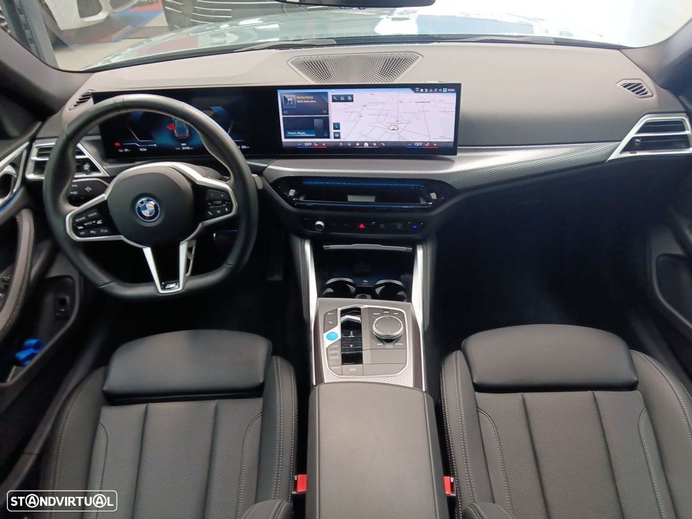 BMW i4 eDrive40 Desportiva M - 16