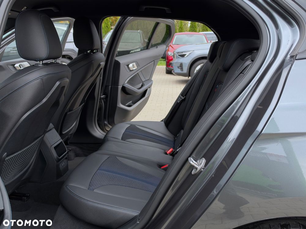 BMW Seria 1 118d Edition M Sport Shadow - 36
