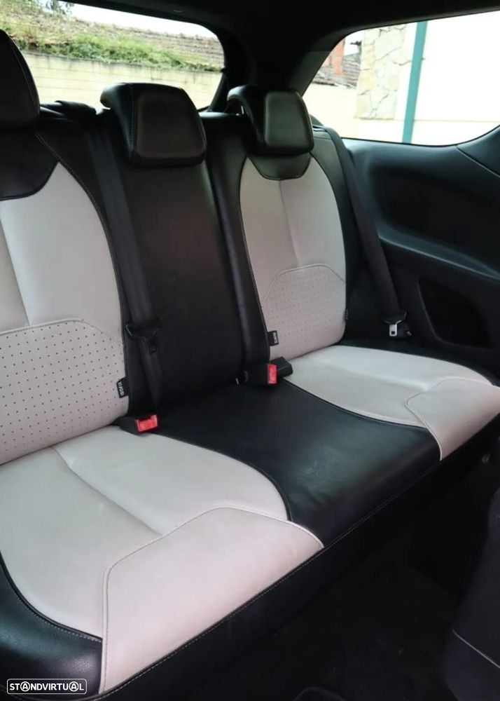 Citroën DS3 1.6 e-HDi So Chic - 10