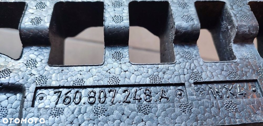 Absorber zderzaka przód 760807248A VW Touareg III 18- - 3