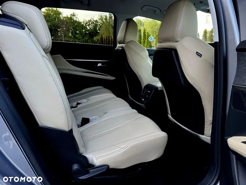 Peugeot 5008 1.6 PureTech Allure S&S EAT8 - 22