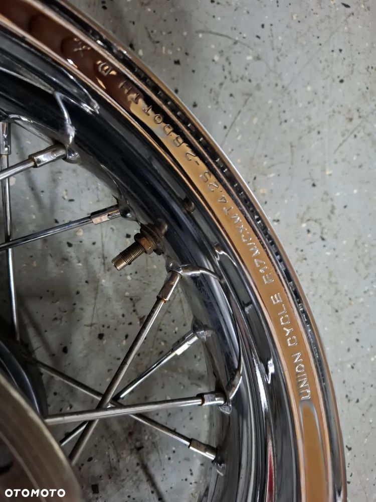 Triumph Bonneville T120 felga tył - 3
