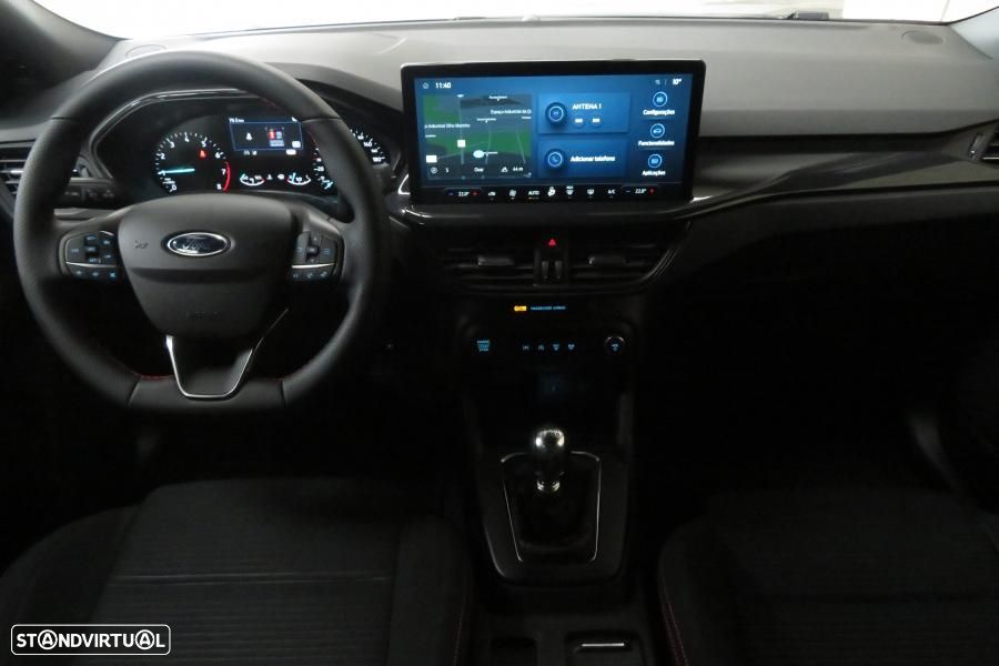 Ford Focus 1.0 EcoBoost MHEV ST-Line X - 5