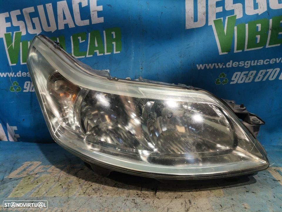 FAROL DIREITO CITROEN C4 BERLINA - 1