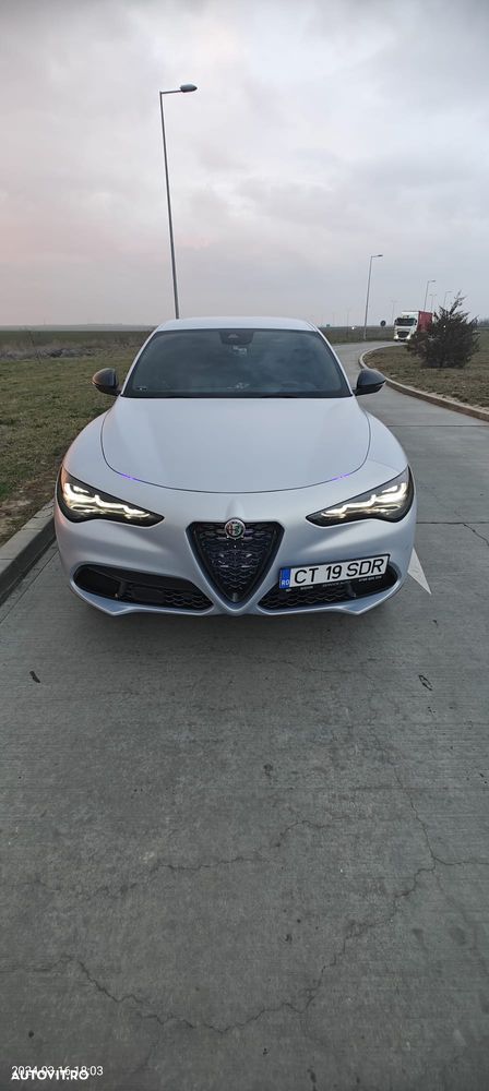 Alfa Romeo Stelvio 2.0 Turbo AWD AT8 Competizione - 6