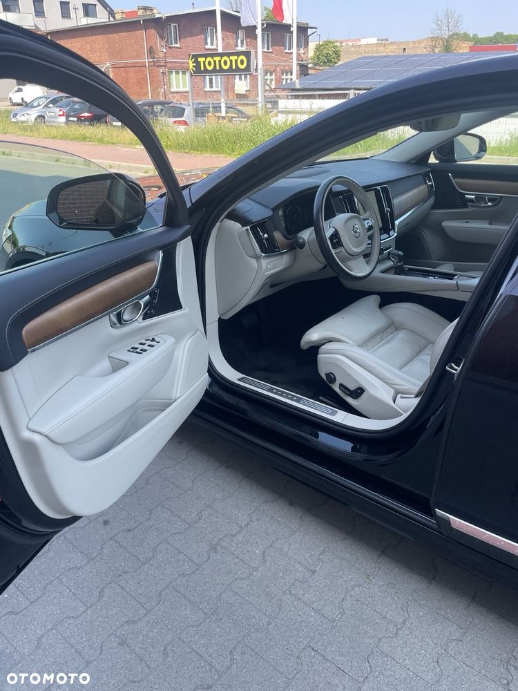 Volvo S90 D5 SCR AWD Inscription - 4
