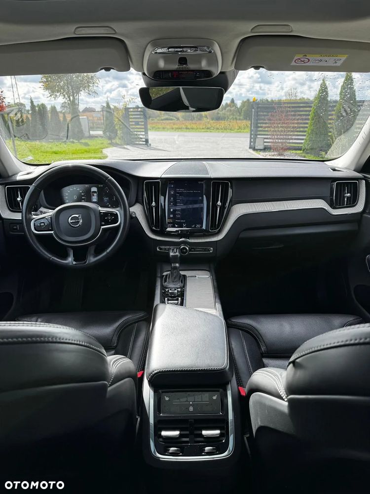 Volvo XC 60 D5 AWD Geartronic Inscription - 6