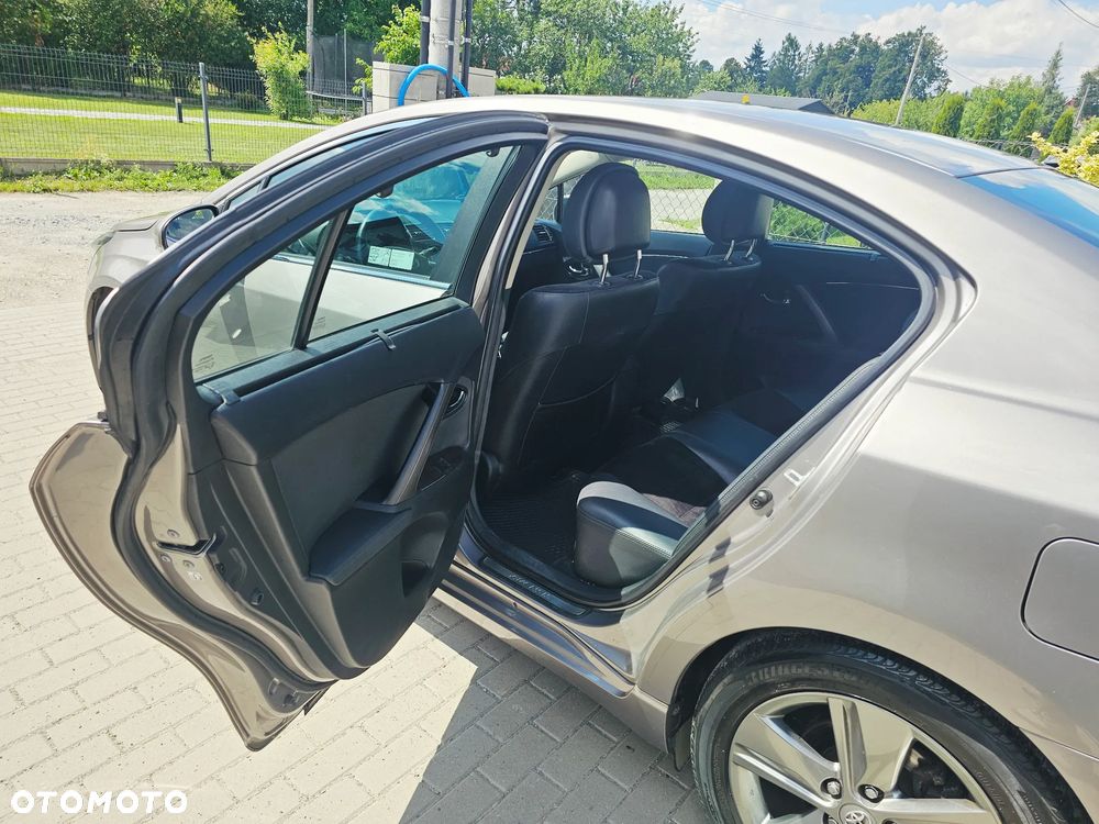 Toyota Avensis 1.8 Prestige - 15