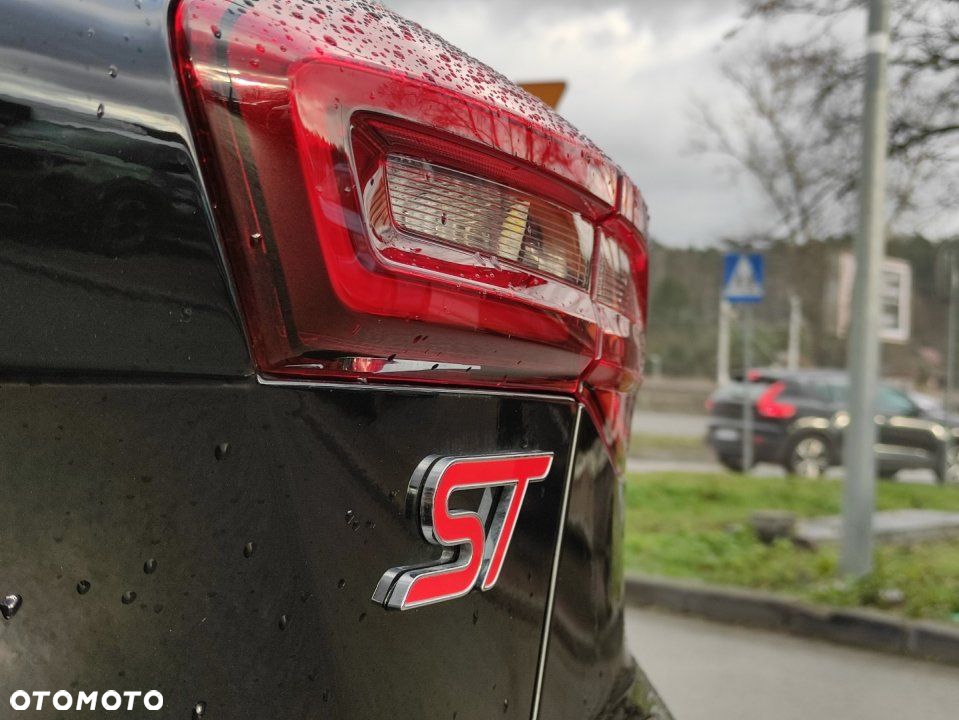 Ford Focus - 11