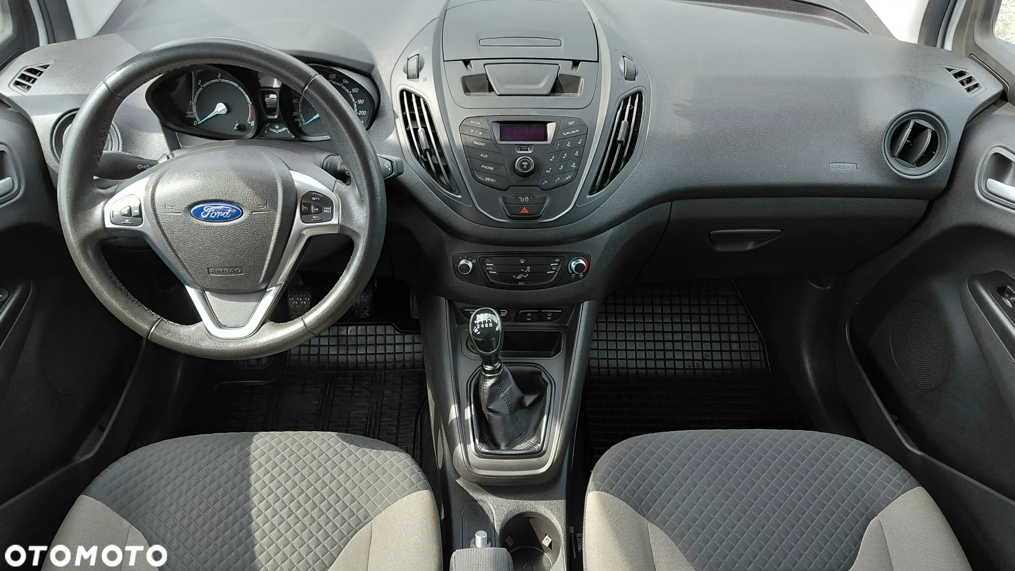 Ford Tourneo Courier 1.5 TDCi Trend - 6