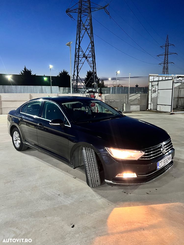 Volkswagen Passat - 8