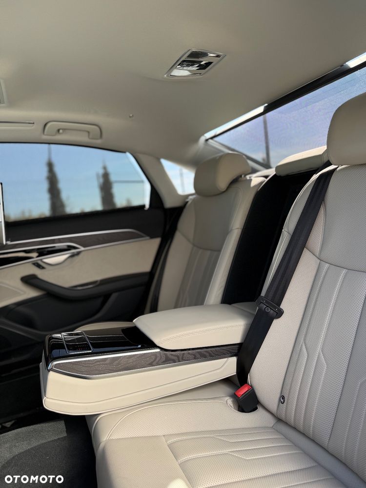 Audi A8 - 14