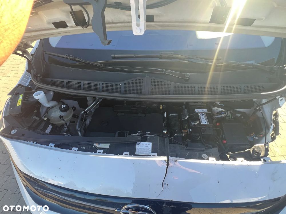 Opel Zafira - 35