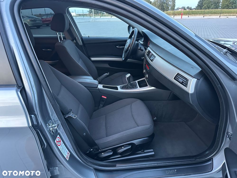 BMW Seria 3 320d DPF Edition Fleet Lifestyle - 20